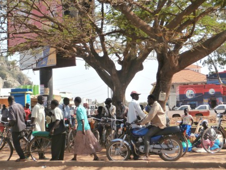 Boda's, straatbeeld Soroti